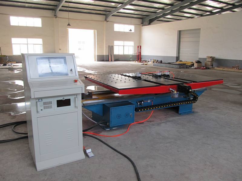 怎麽看數(shu)控沖床送(song)料機的質(zhi)量