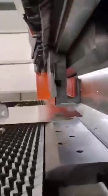 04d99cf81bf8813ff3aedaf5db927e6d.mp4